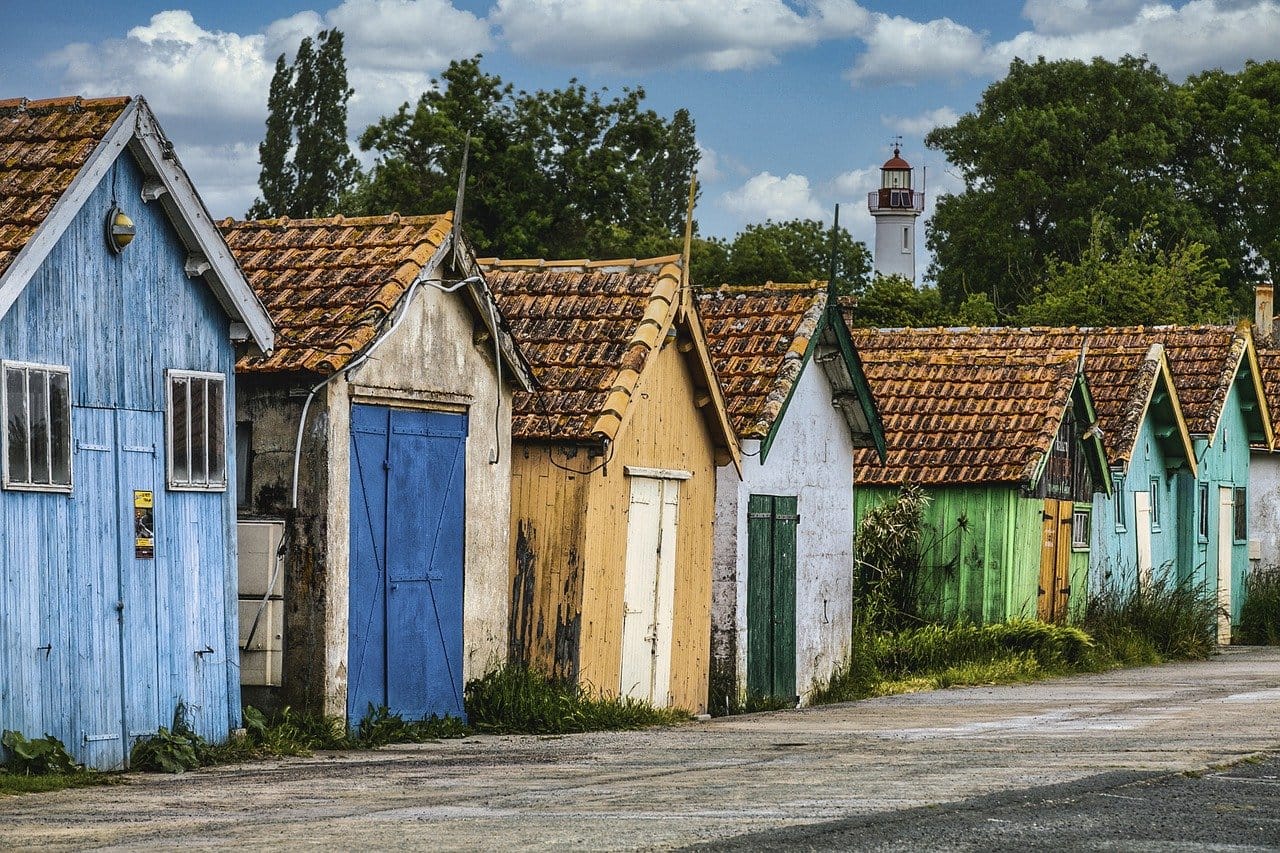 huts, island, france-5224102.jpg